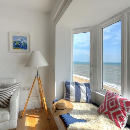 Starfish Apartment Lyme Regis Bagian luar foto