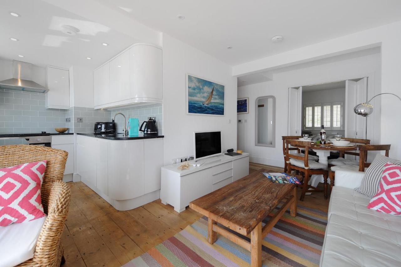 Starfish Apartment Lyme Regis Bagian luar foto
